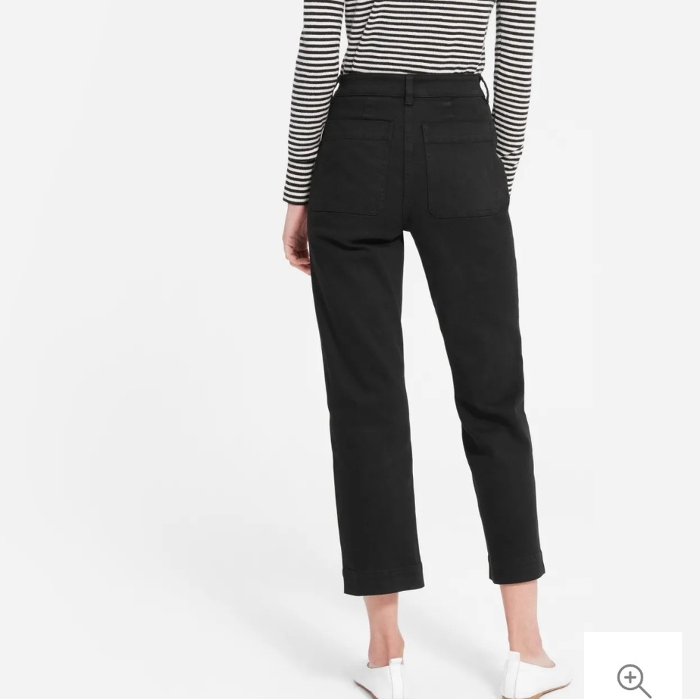Black Everlane straight leg crop